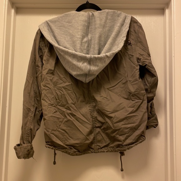 Jacket - Picture 2 of 3